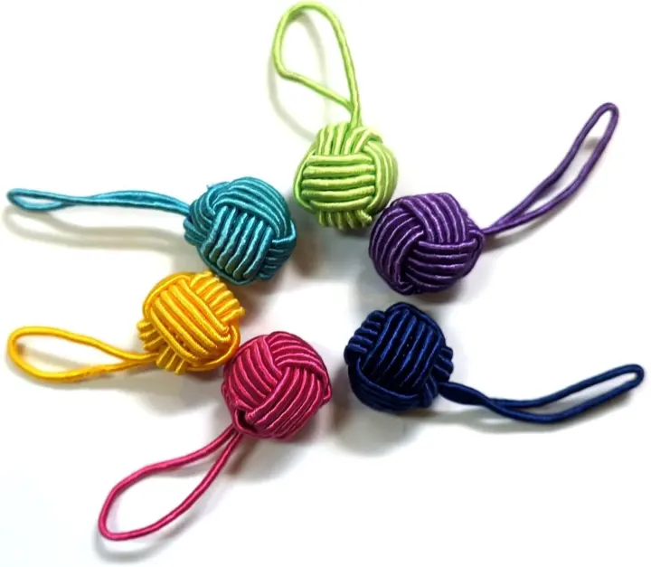 HiyaHiya Yarn Ball Stitch Markers — Knit Needle Markers