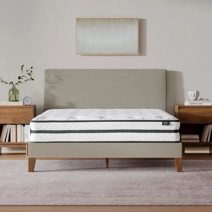 Signature Design by Ashley 10" Queen Hybrid Mattress — Medium-Firm