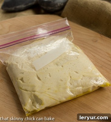 How to Make Pizza Dough - a quick yeast bread that will make your pizza taste like it came from a fine Italian pizzeria Pizza dough in a ziploc bag